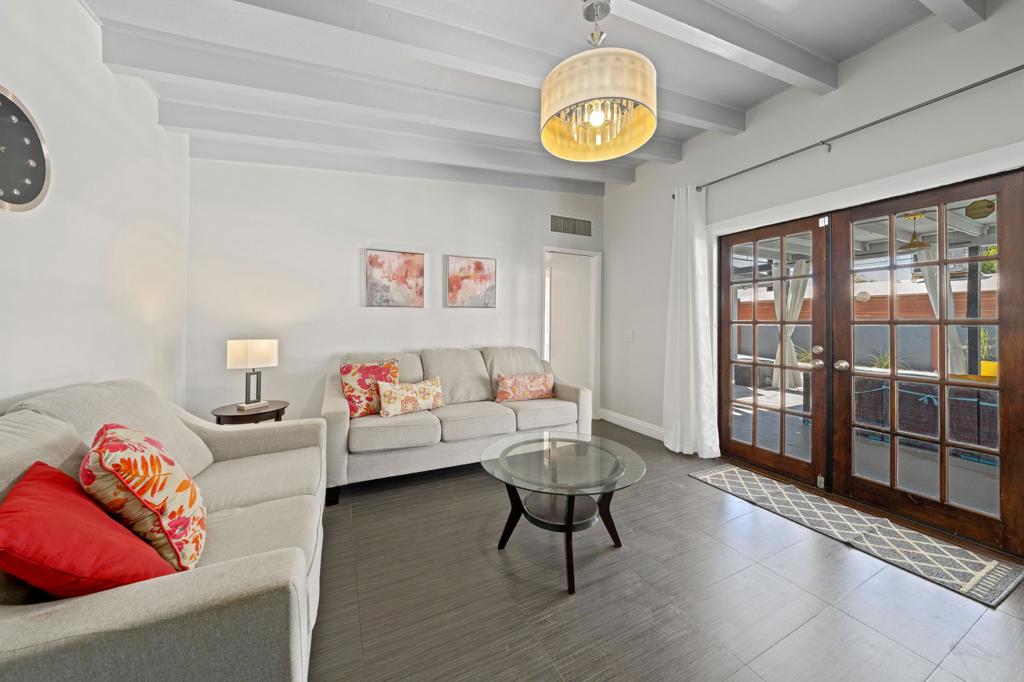 MLS #219137403DA image #4