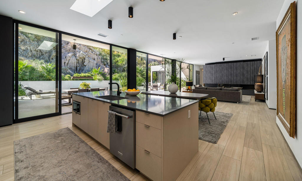 MLS #219137410DA image #10