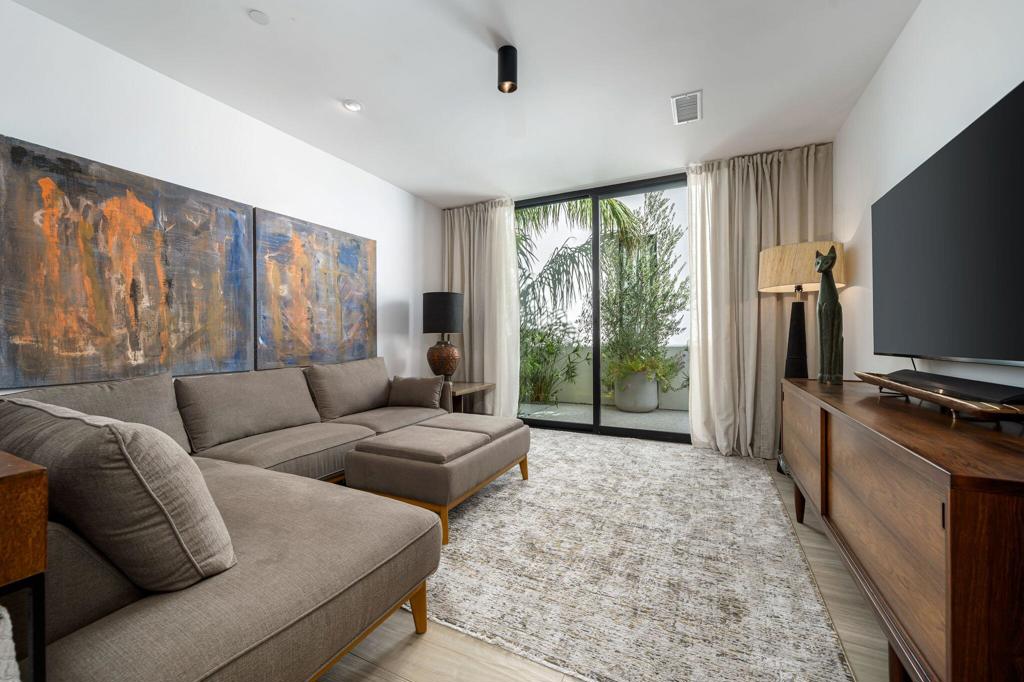 MLS #219137410DA image #17