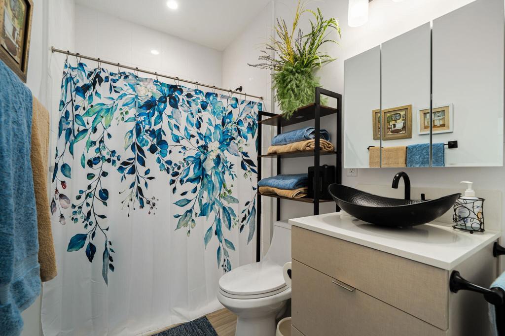 MLS #219137410DA image #22