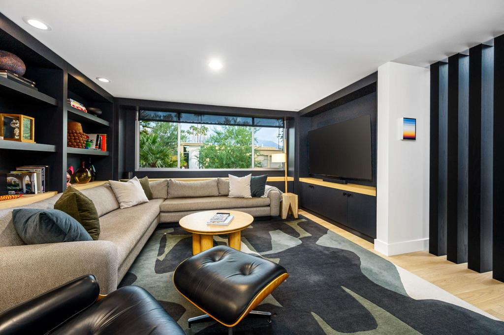 MLS #219137411PS image #11