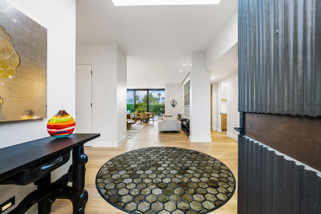 MLS #219137411PS image #3