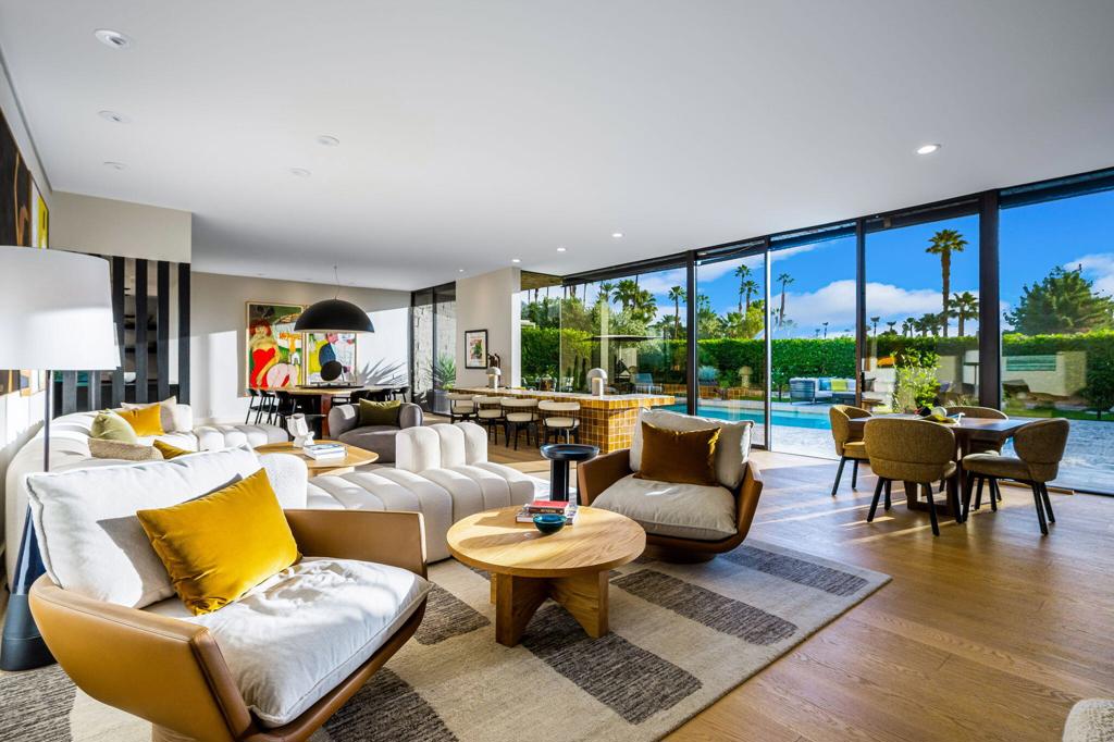 MLS #219137411PS image #4