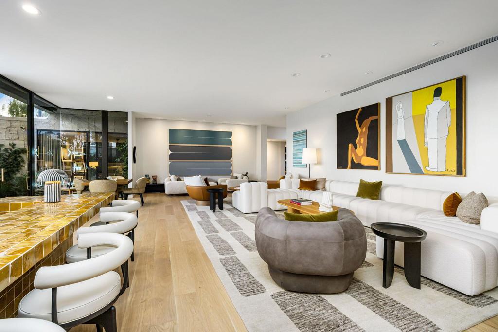 MLS #219137411PS image #9