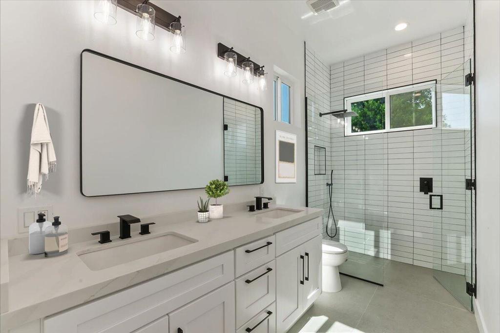 MLS #219137424DA image #12