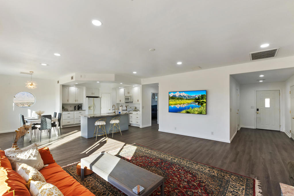 MLS #219137435DA image #2