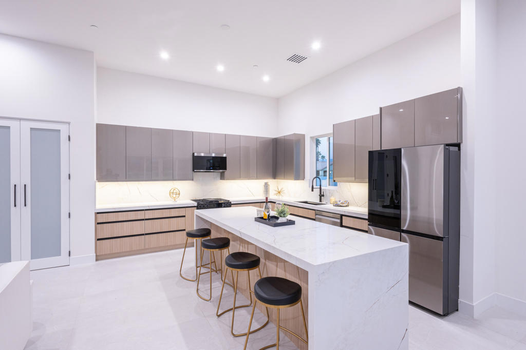 MLS #219137448DA image #3