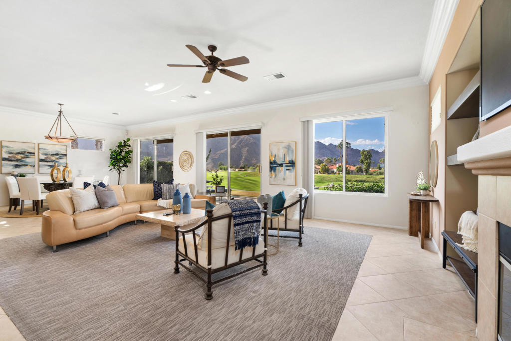 MLS #219137482DA image #2