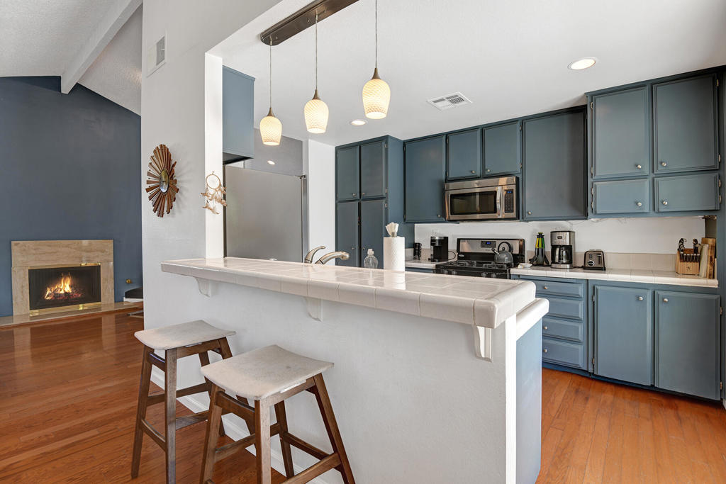 MLS #219137497PS image #2