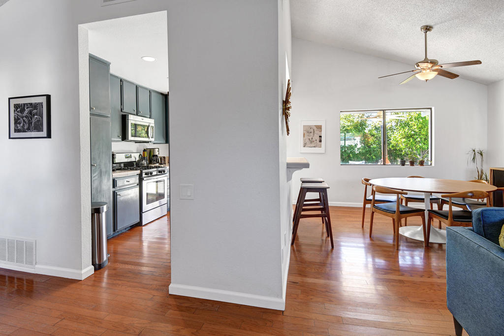 MLS #219137497PS image #6