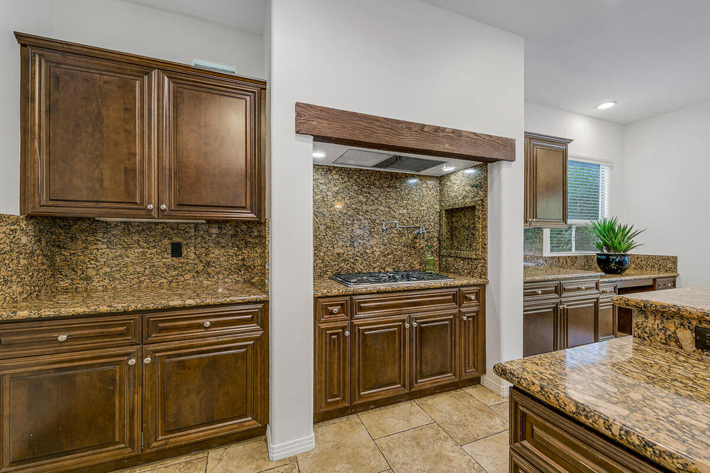 MLS #219137498DA image #13