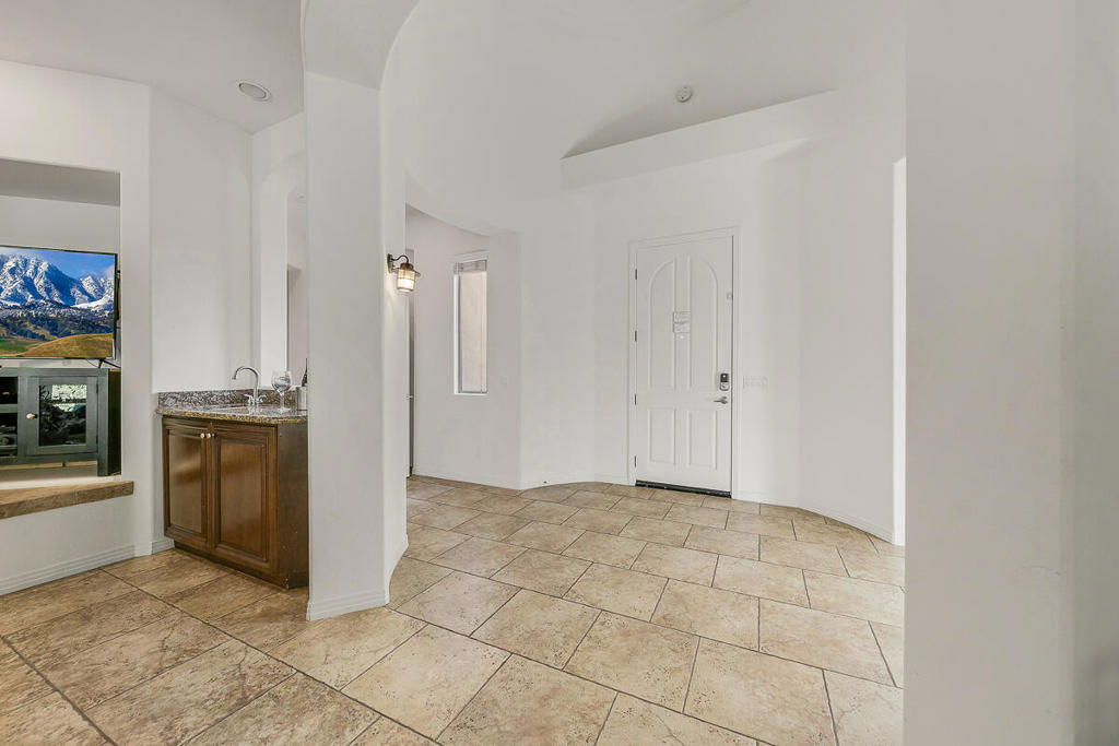 MLS #219137498DA image #6