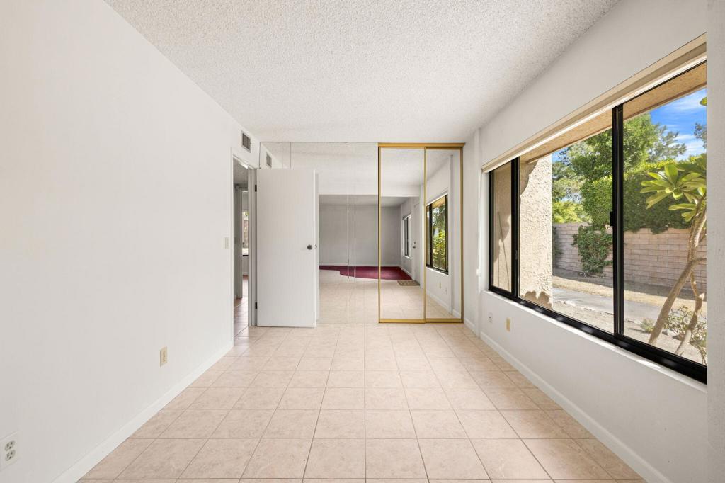 MLS #219137511DA image #4