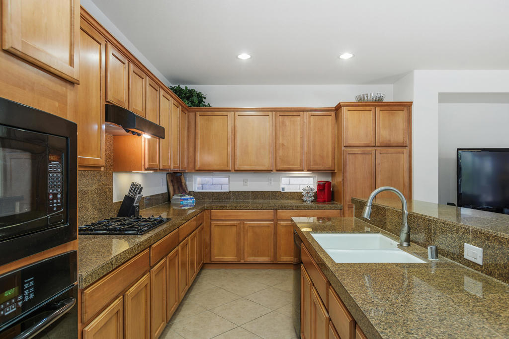 MLS #219137519DA image #15