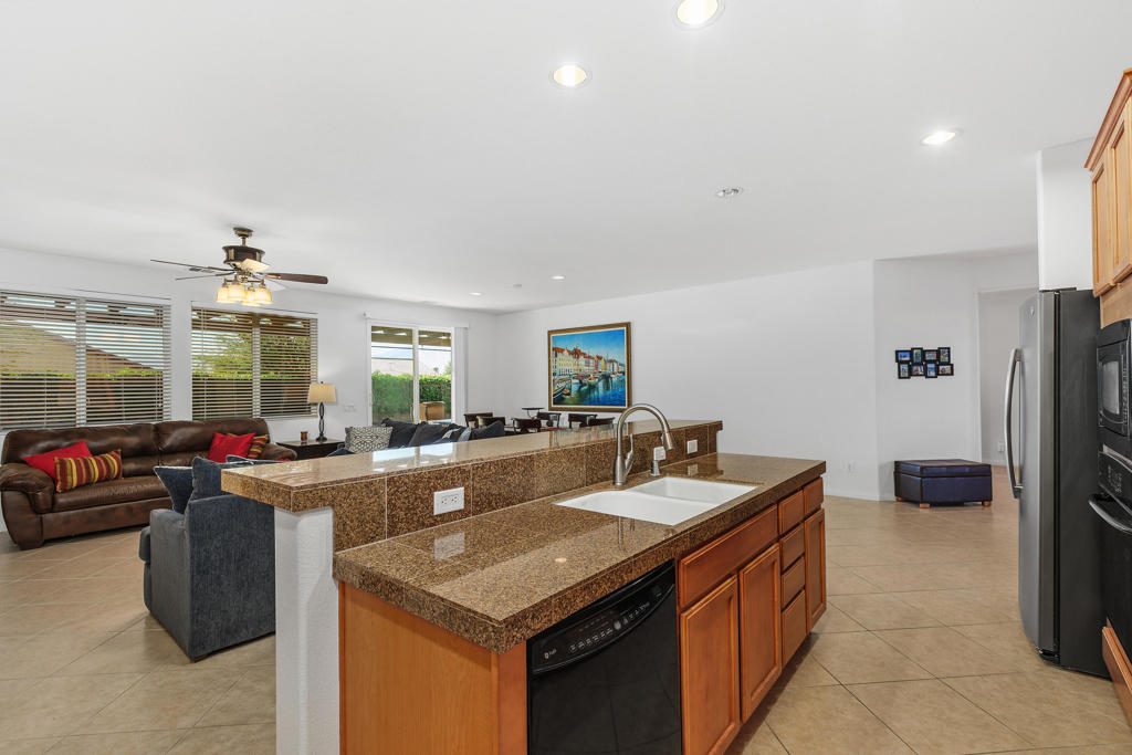 MLS #219137519DA image #19