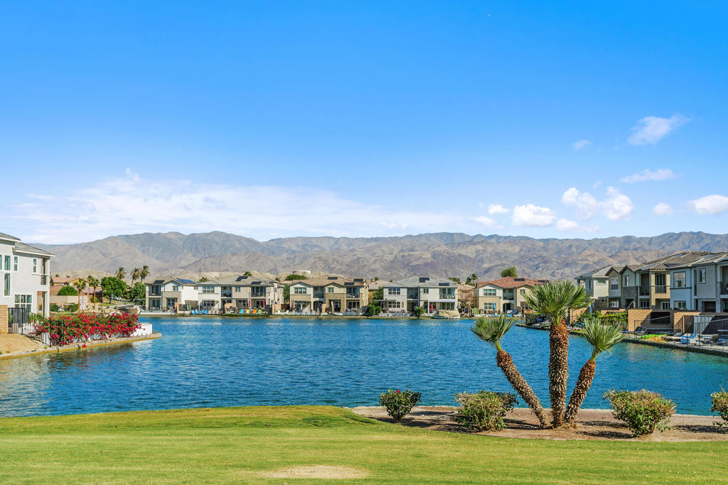 MLS #219137519DA image #2