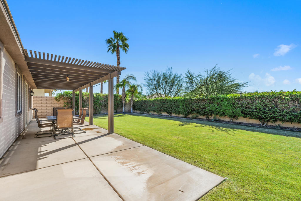 MLS #219137519DA image #8