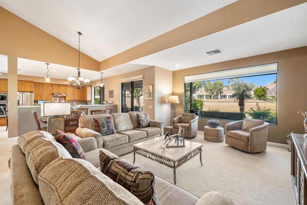 MLS #219137521DA image #10