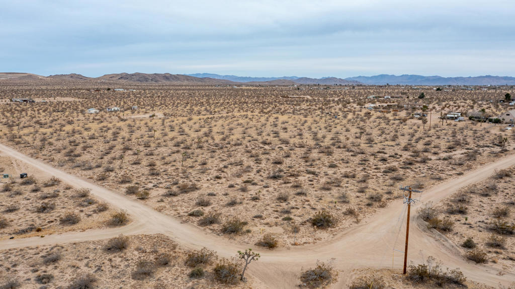 MLS #219137529DA image #3