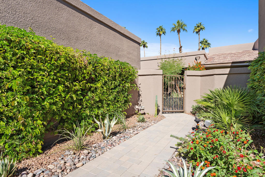 MLS #219137538DA image #2