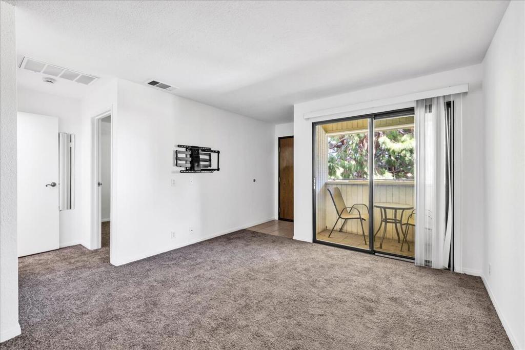 MLS #219137541DA image #8