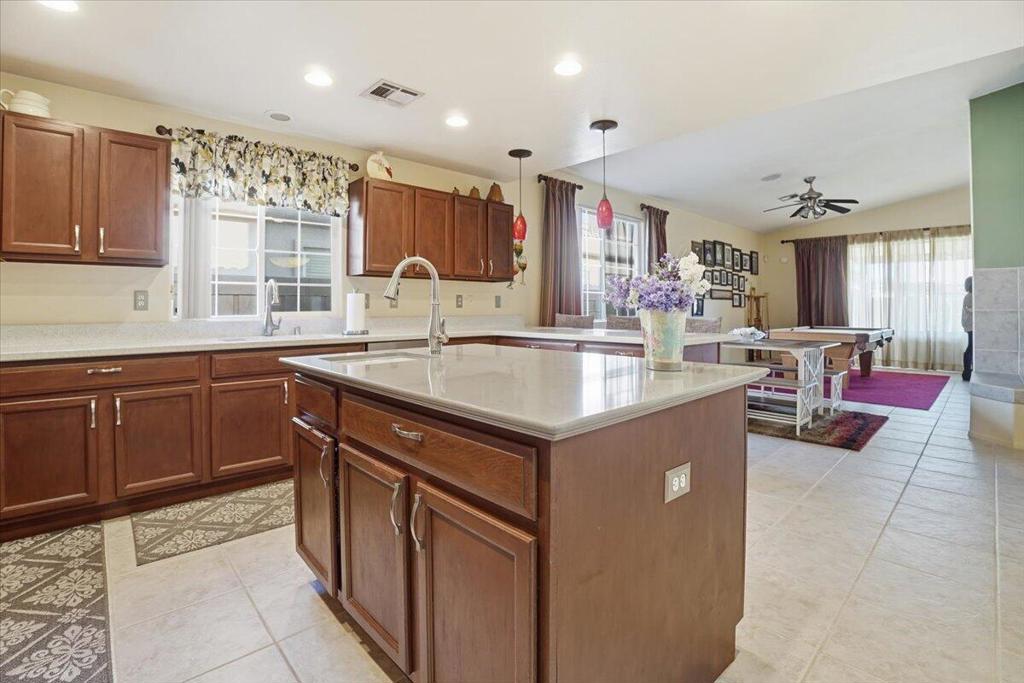 MLS #219137544DA image #3