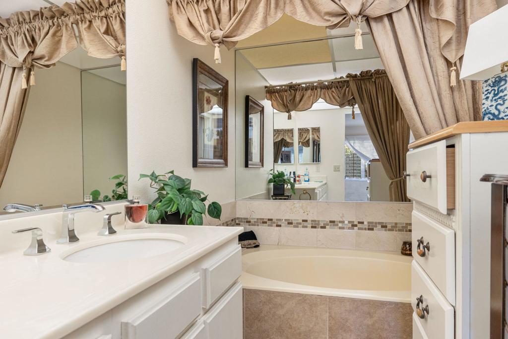 MLS #219137561DA image #30