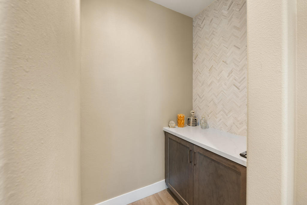 MLS #219137577DA image #10