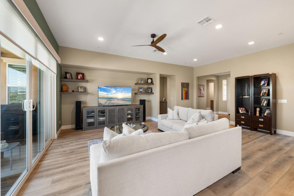 MLS #219137577DA image #4