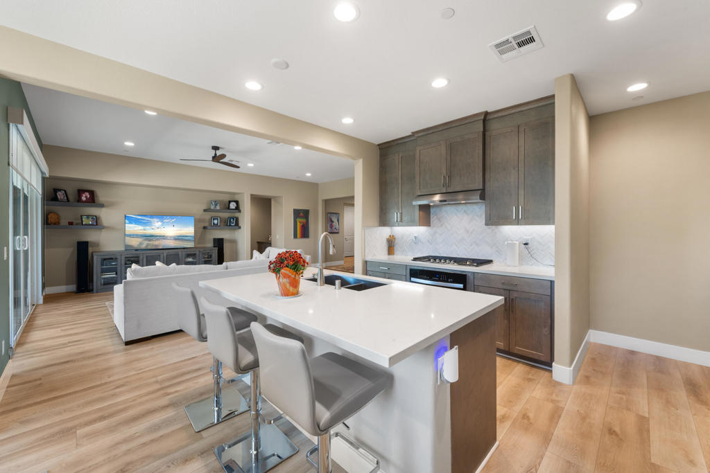 MLS #219137577DA image #8