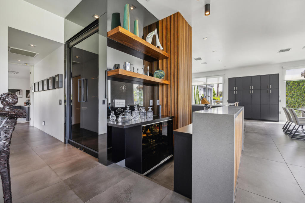 MLS #219137579PS image #4