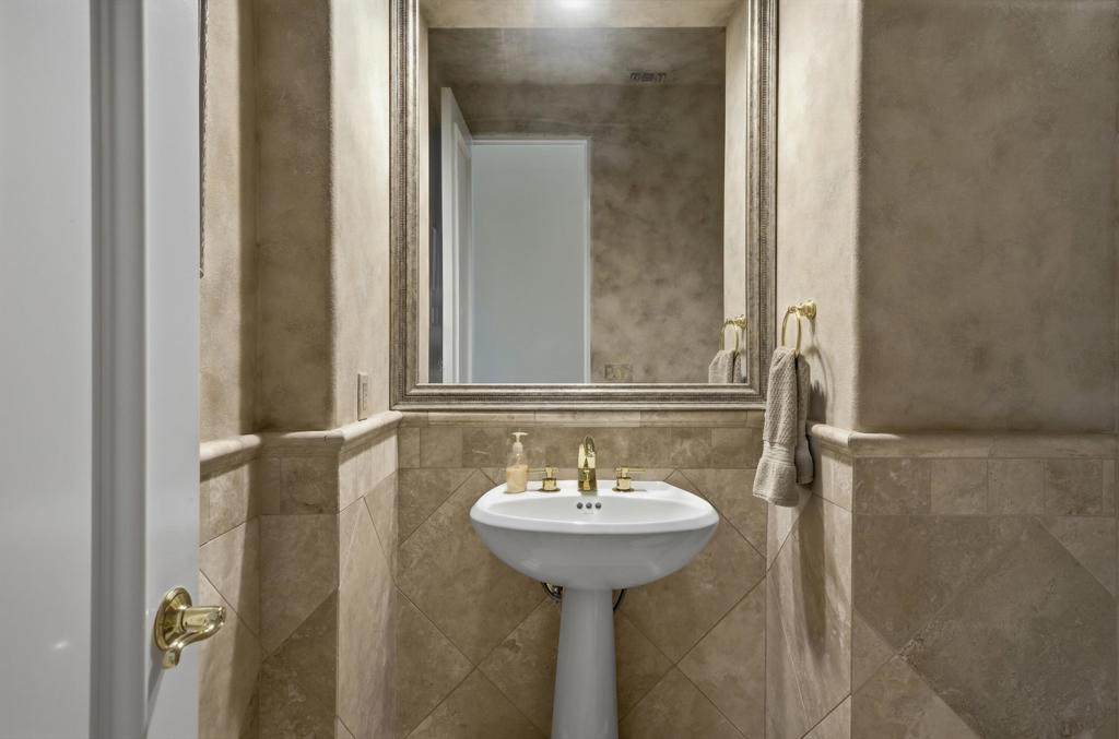 MLS #219137583DA image #35