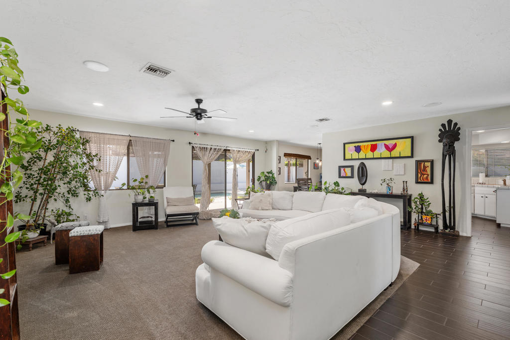 MLS #219137587DA image #11