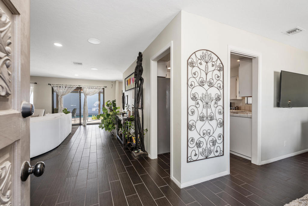 MLS #219137587DA image #7