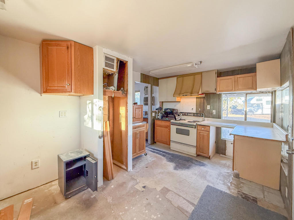 MLS #219137592DA image #5