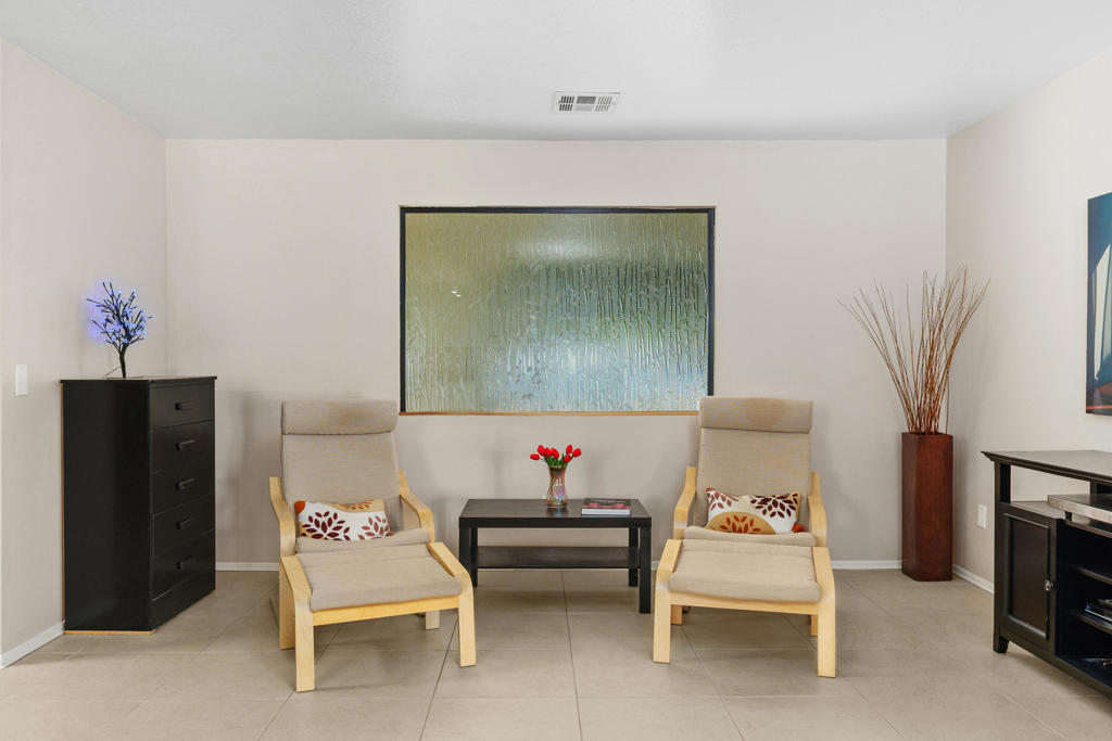 MLS #219137599DA image #5