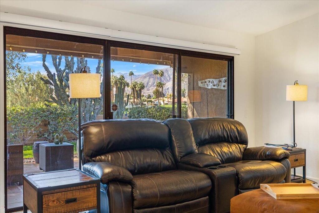 MLS #219137600DA image #2