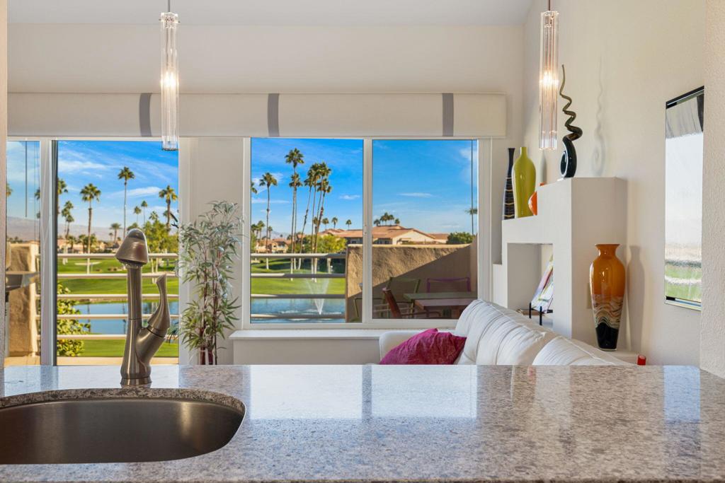 MLS #219137602DA image #2