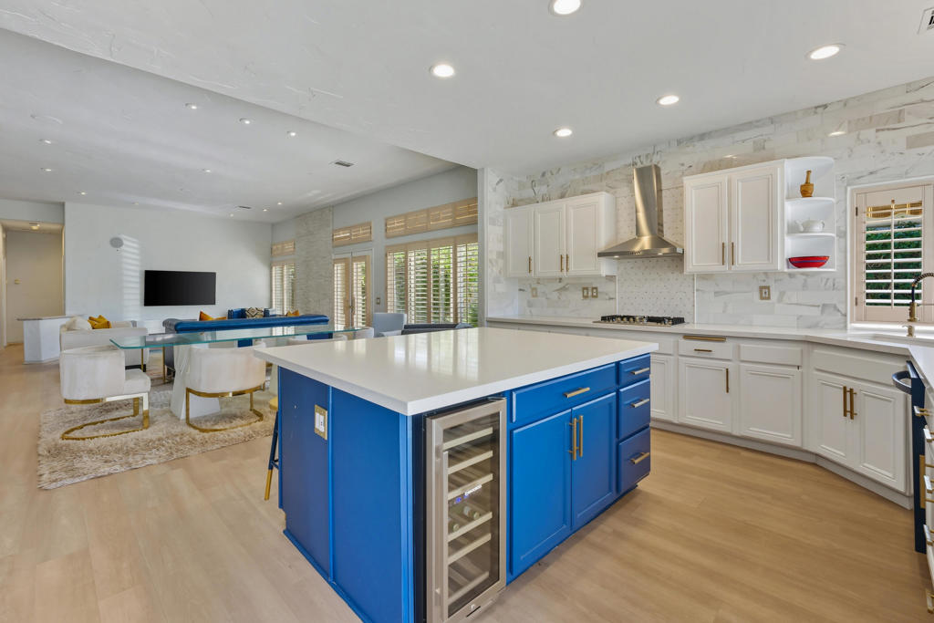 MLS #219137605DA image #12