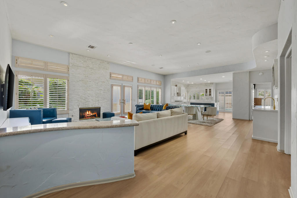 MLS #219137605DA image #6