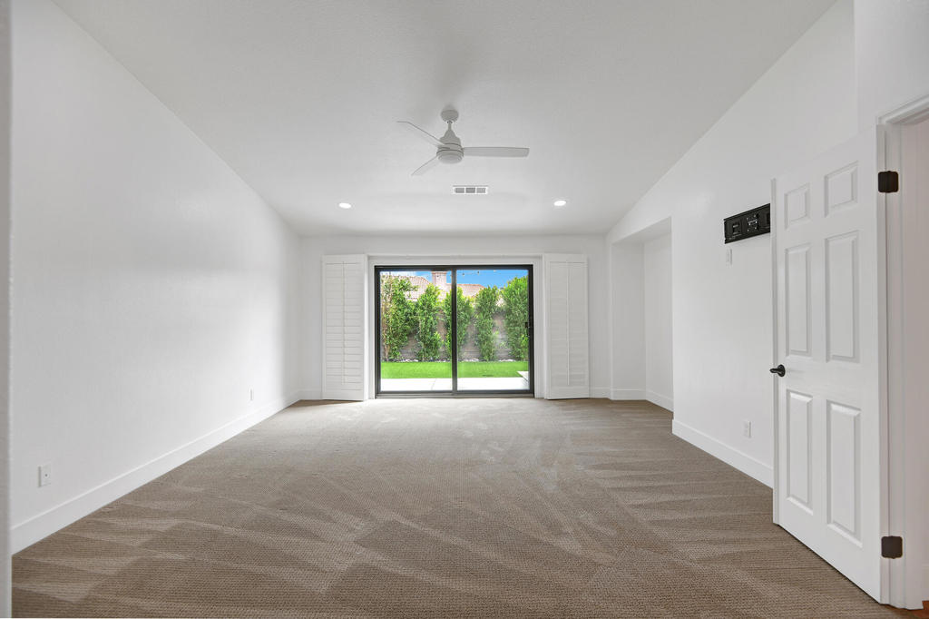 MLS #219137610DA image #15