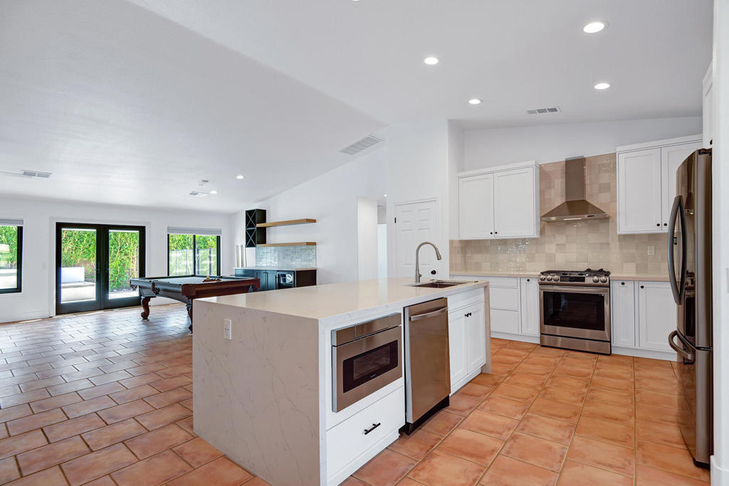 MLS #219137610DA image #8