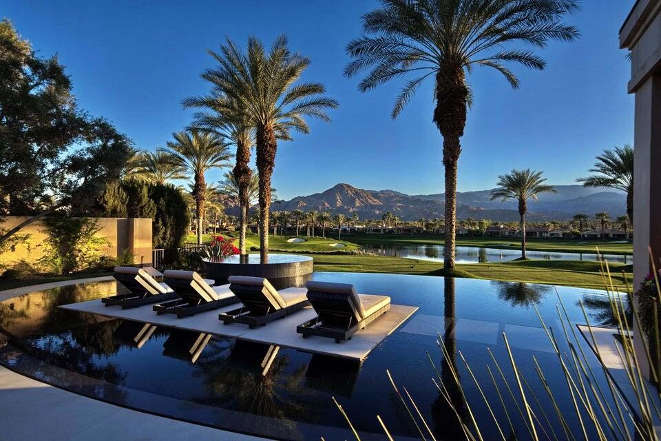 MLS #219137617DA image #2