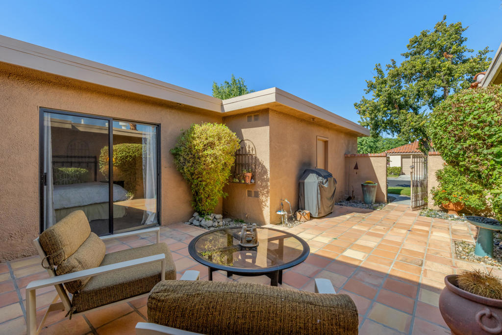 MLS #219137619DA image #2