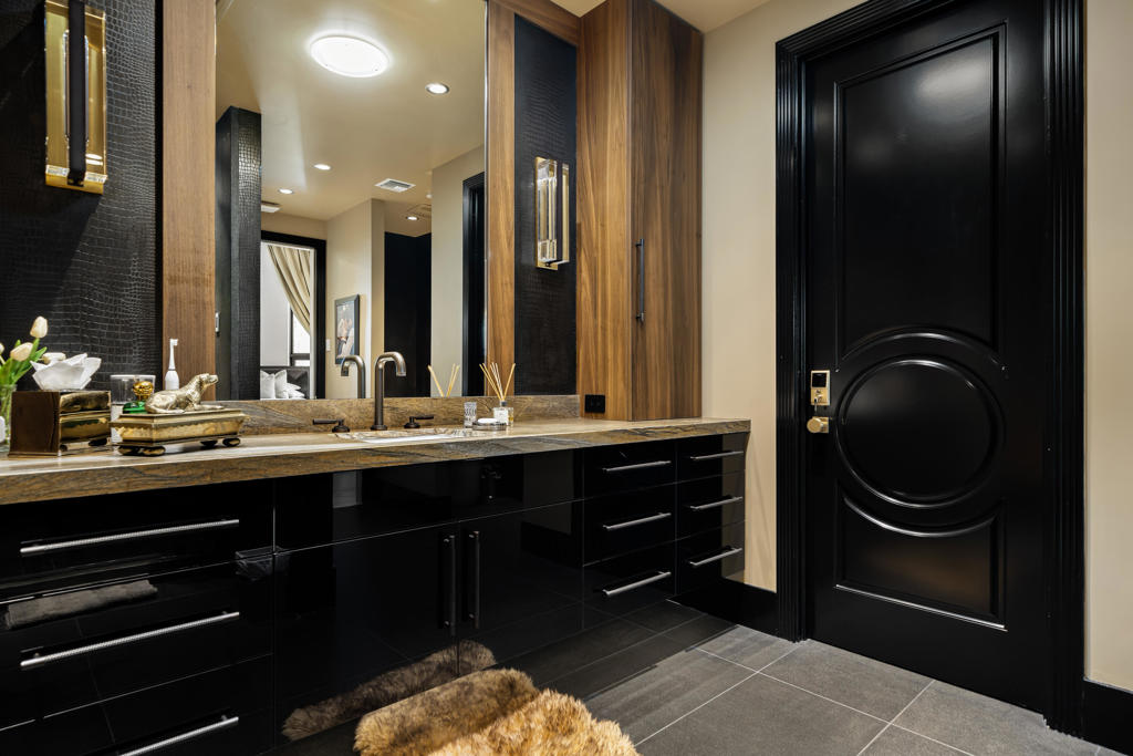 MLS #219137621DA image #32