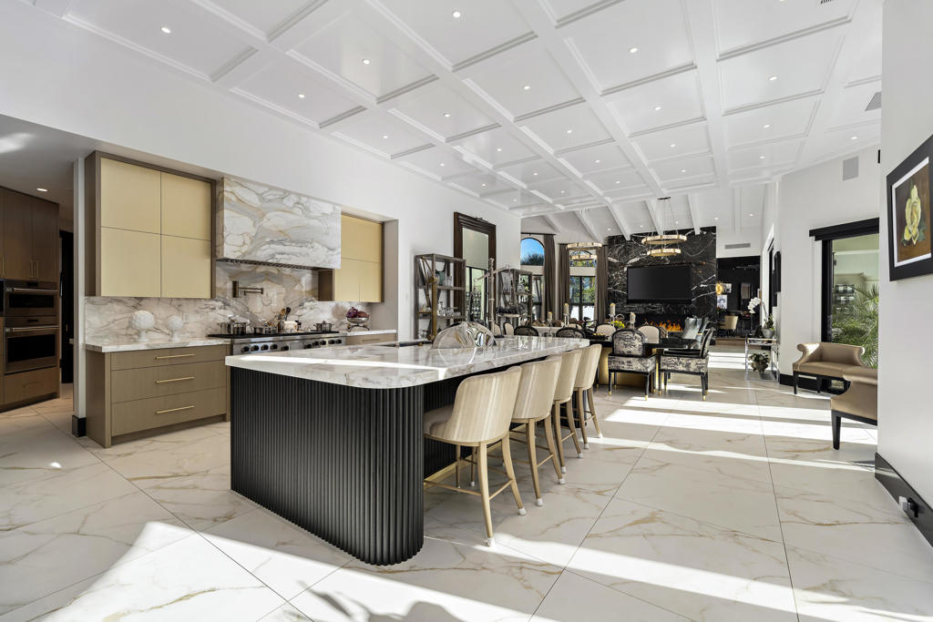 MLS #219137621DA image #7