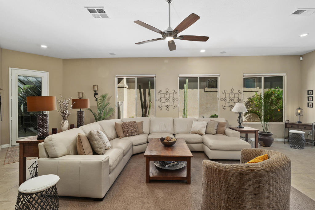 MLS #219137623DA image #13