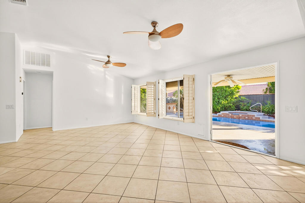 MLS #219137635DA image #16