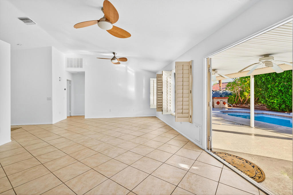 MLS #219137635DA image #17