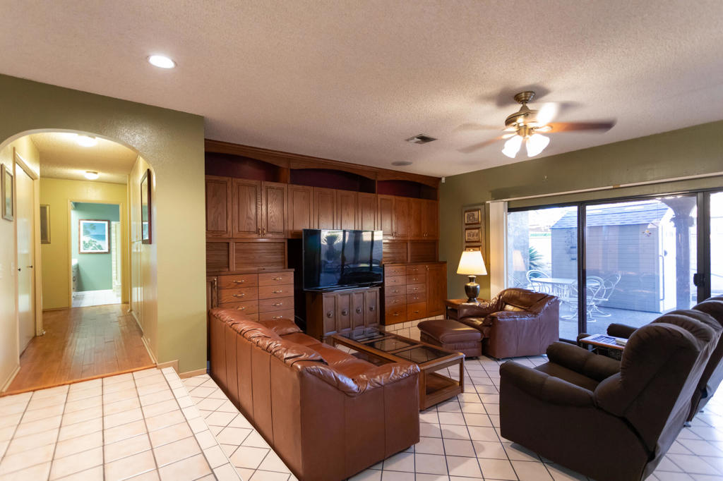 MLS #219137638DA image #9